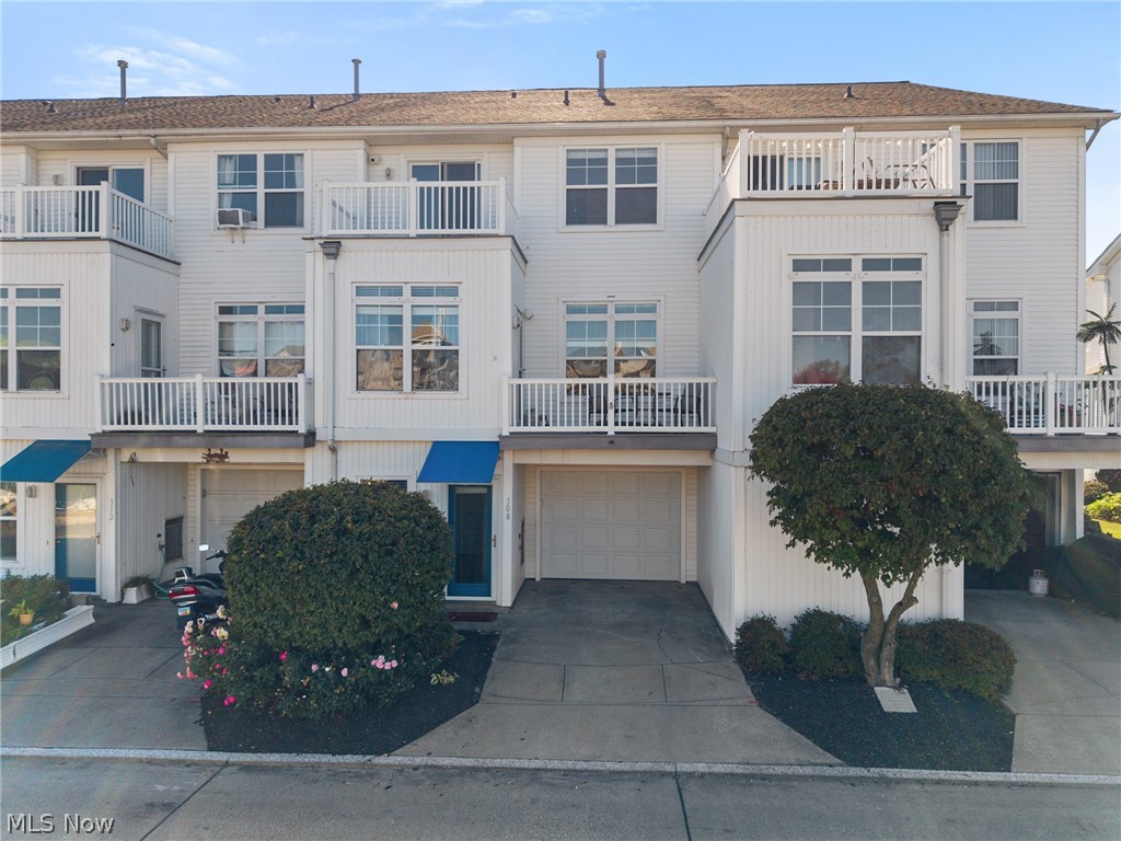 308 E Marina Parkway Lorain OH 44052