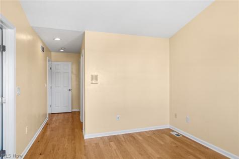 308 E Marina Parkway Lorain OH 44052