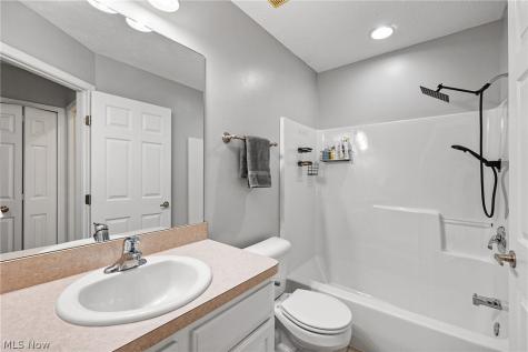 308 E Marina Parkway Lorain OH 44052