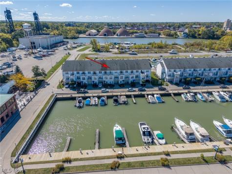 308 E Marina Parkway Lorain OH 44052