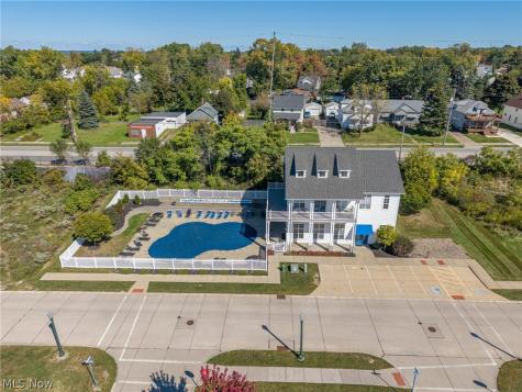 308 E Marina Parkway Lorain OH 44052
