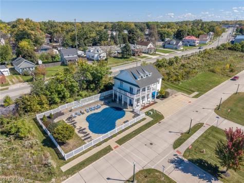 308 E Marina Parkway Lorain OH 44052