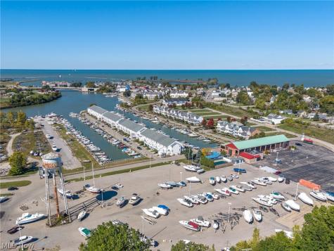 308 E Marina Parkway Lorain OH 44052