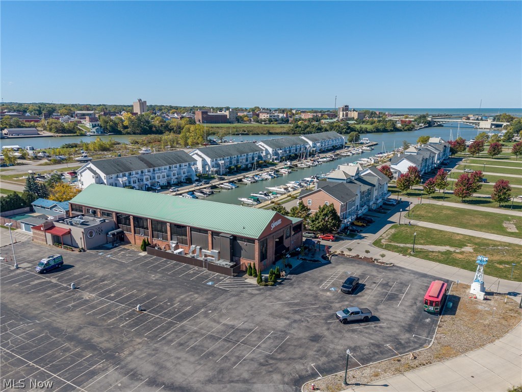 308 E Marina Parkway Lorain OH 44052