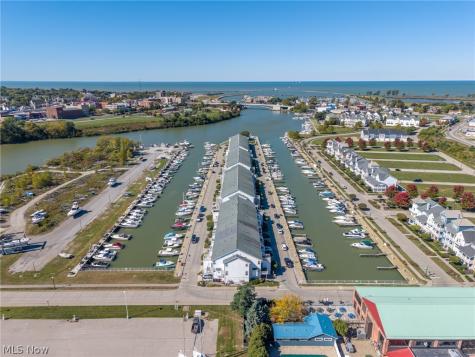 308 E Marina Parkway Lorain OH 44052