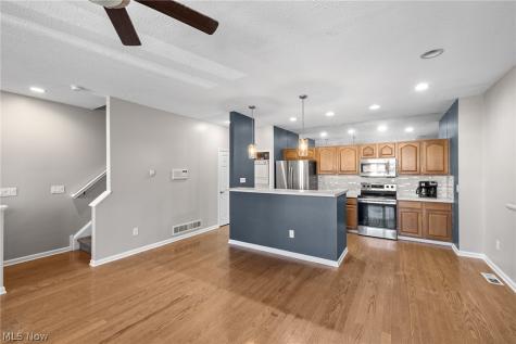 308 E Marina Parkway Lorain OH 44052