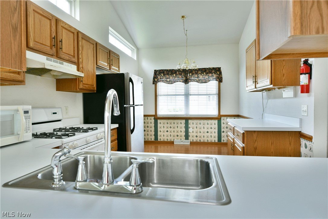 23 Eagle Pointe Cortland OH 44410