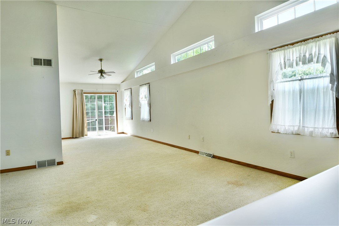 23 Eagle Pointe Cortland OH 44410