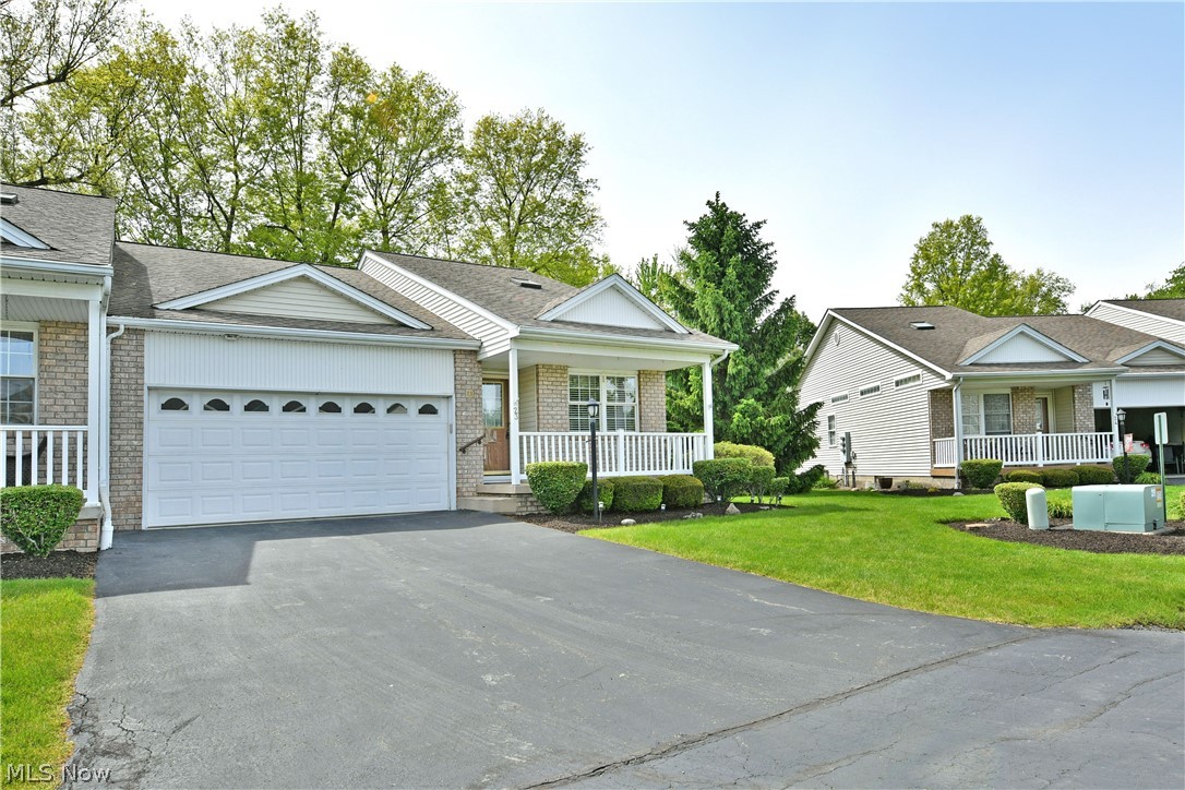 23 Eagle Pointe Cortland OH 44410
