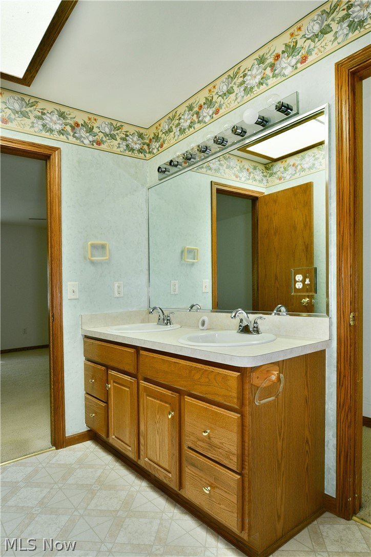 23 Eagle Pointe Cortland OH 44410