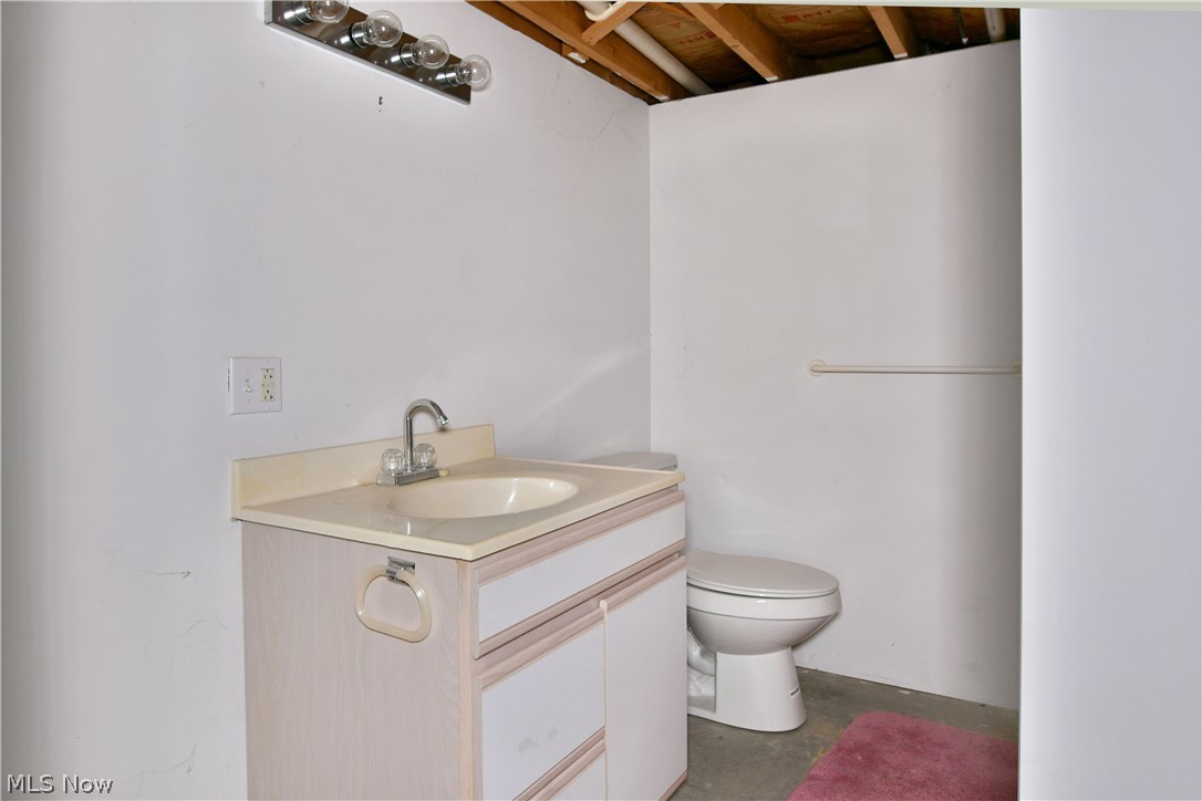 23 Eagle Pointe Cortland OH 44410