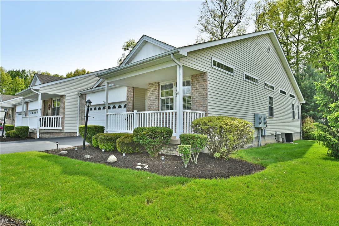 23 Eagle Pointe Cortland OH 44410