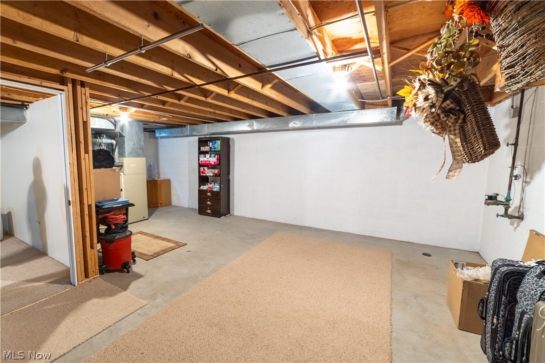 25 Fieldstone Poland OH 44514