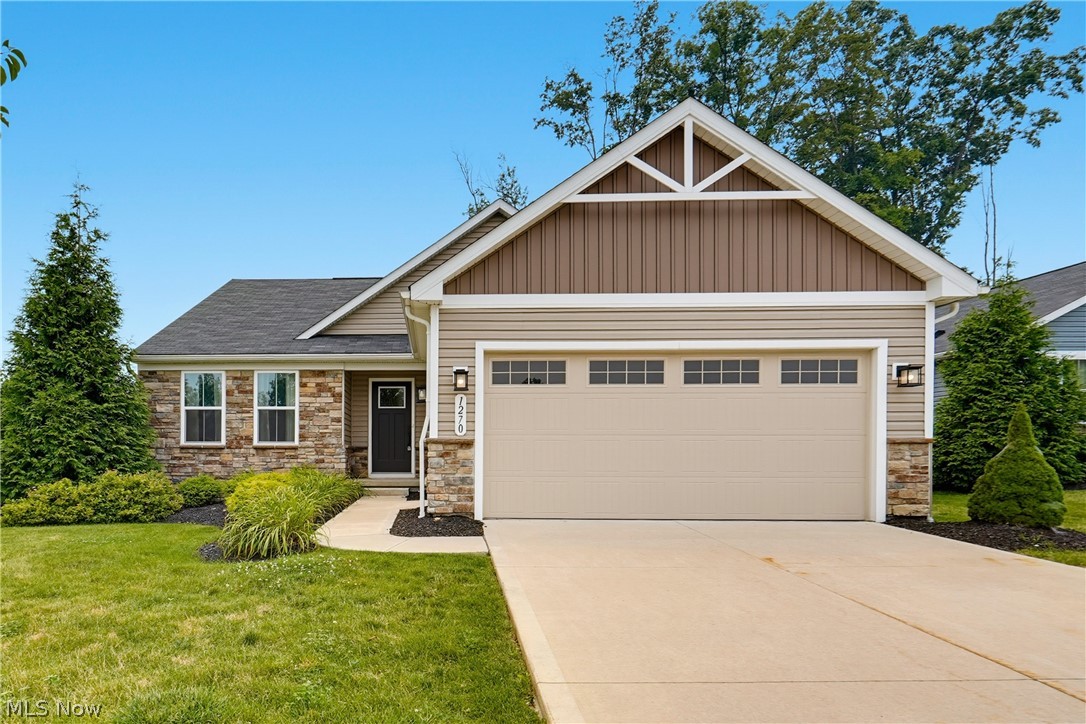 1270 Hidden Lake Boulevard Akron OH 44312
