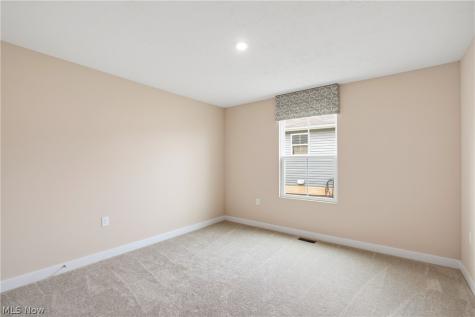 1270 Hidden Lake Boulevard Akron OH 44312