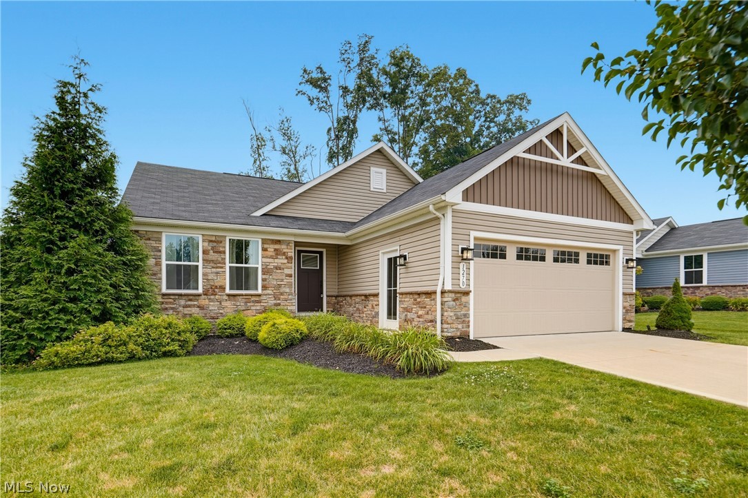 1270 Hidden Lake Boulevard Akron OH 44312