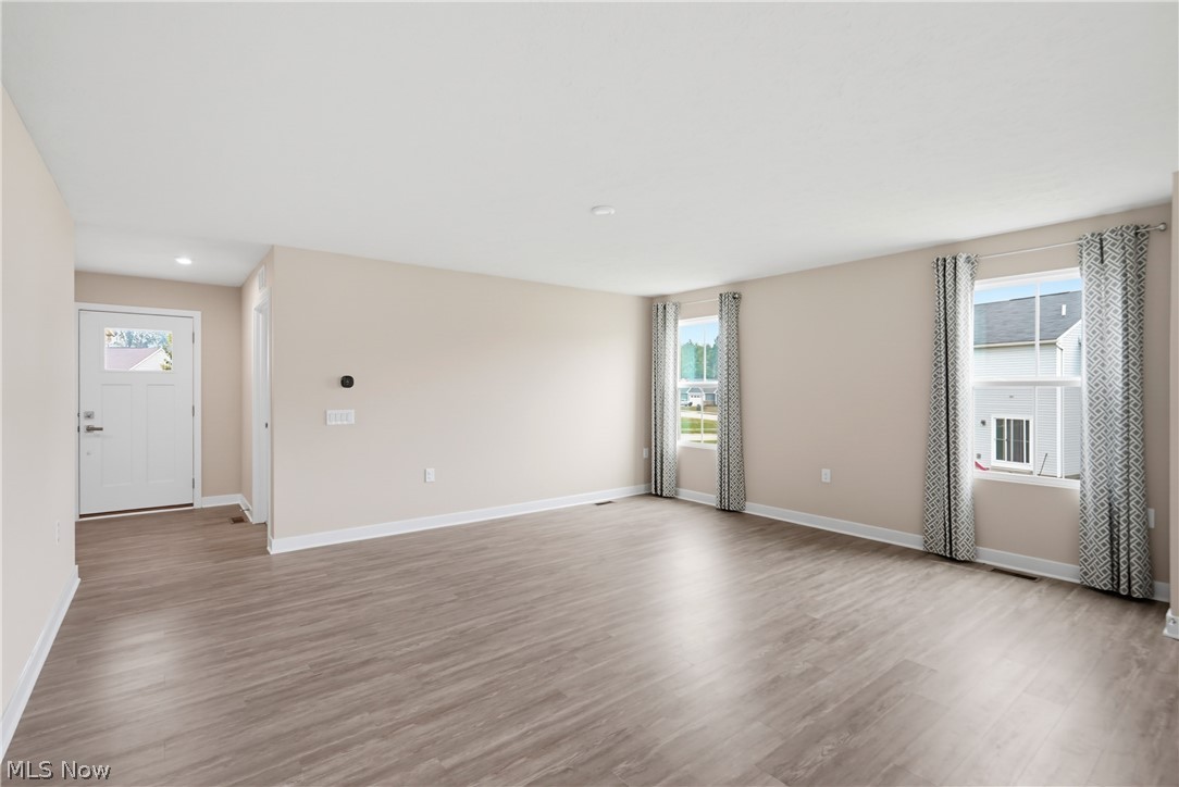 1270 Hidden Lake Boulevard Akron OH 44312