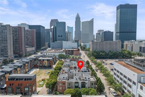 1451 Lindazzo Avenue Cleveland OH 44114