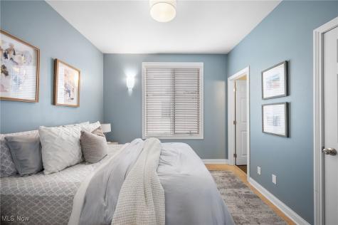 1451 Lindazzo Avenue Cleveland OH 44114