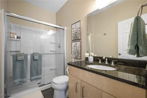 1451 Lindazzo Avenue Cleveland OH 44114