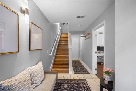 1451 Lindazzo Avenue Cleveland OH 44114