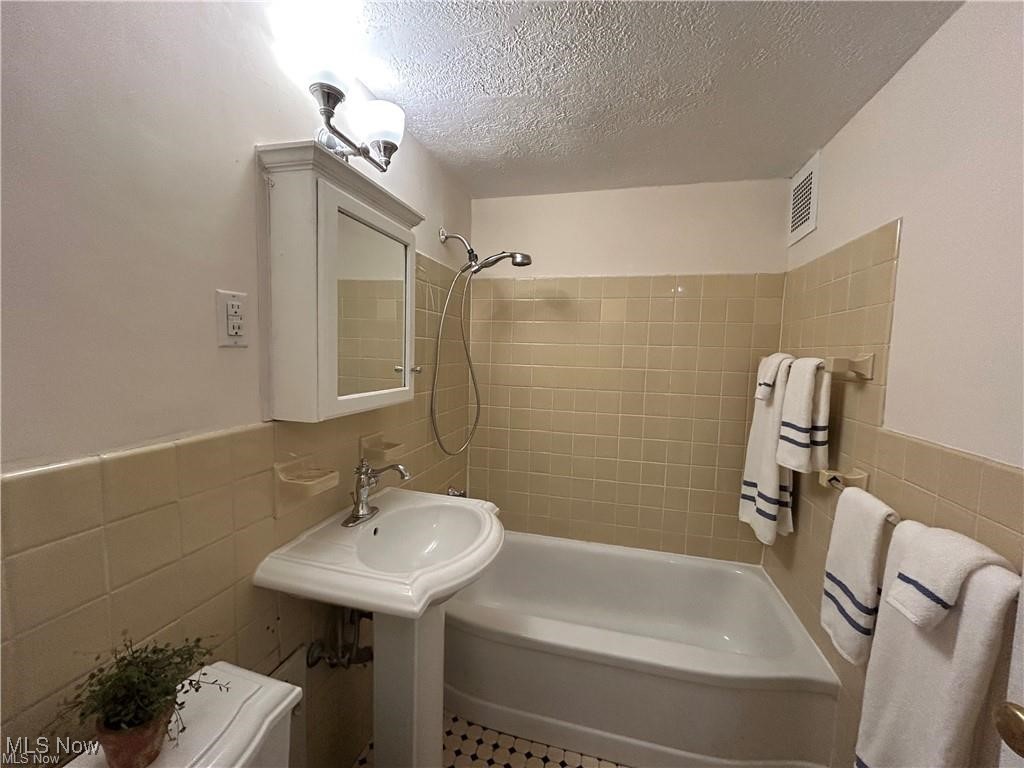 19201 Van Aken Boulevard Shaker Heights OH 44122