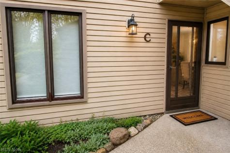 Wren Road Chagrin Falls OH 44023