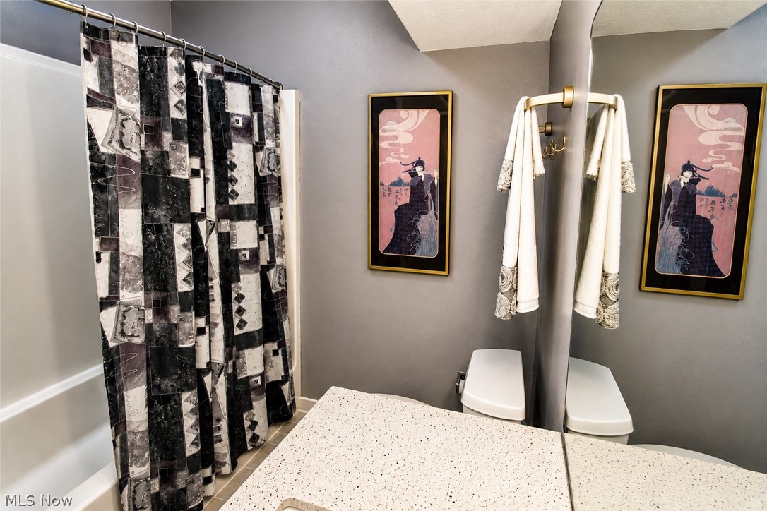 16575 Wren Road Chagrin Falls OH 44023
