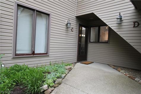 Wren Road Chagrin Falls OH 44023