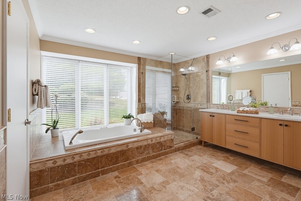 975 Meadowlark Circle Aurora OH 44202