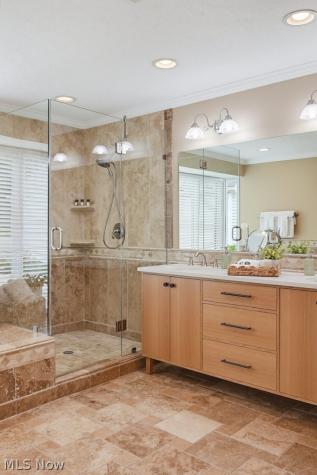 975 Meadowlark Circle Aurora OH 44202
