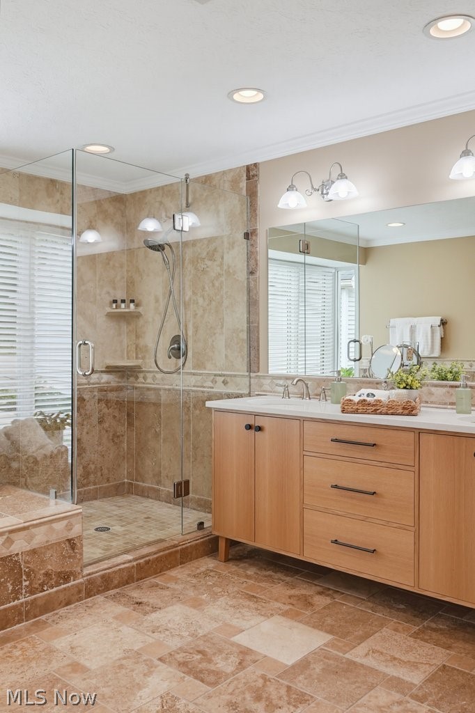 975 Meadowlark Circle Aurora OH 44202