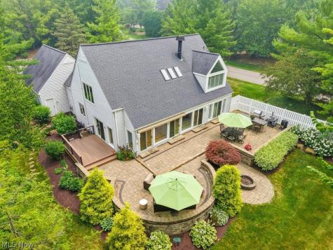 975 Meadowlark Circle Aurora OH 44202