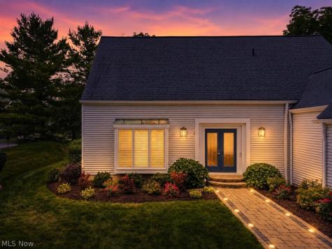 975 Meadowlark Circle Aurora OH 44202