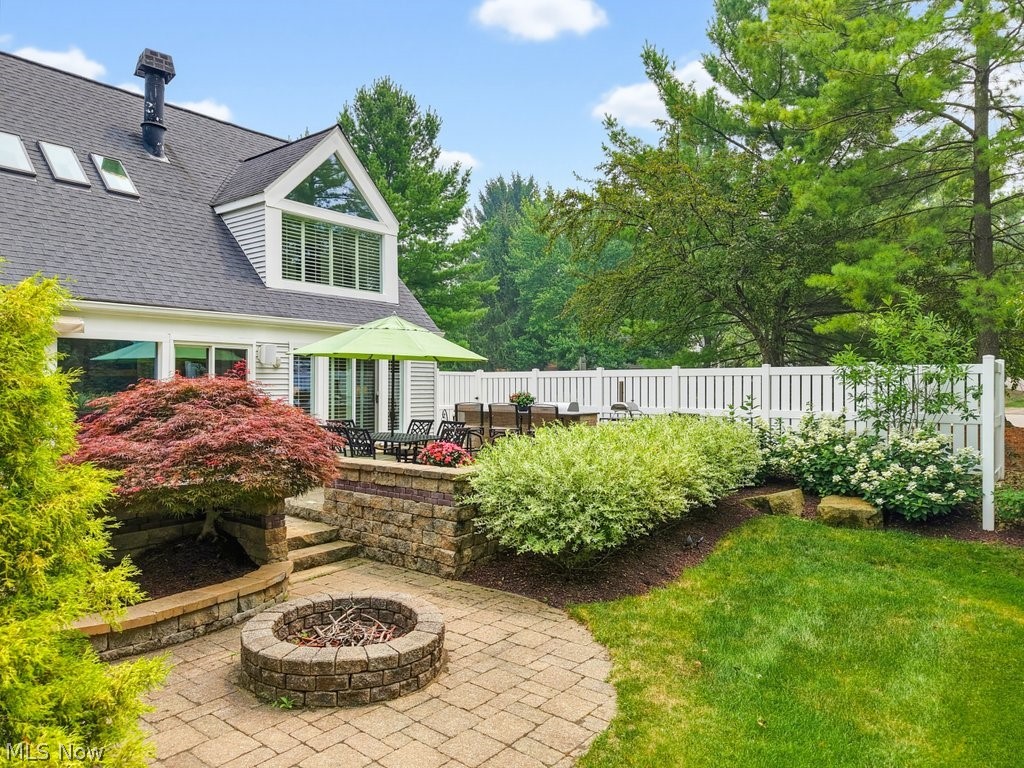 975 Meadowlark Circle Aurora OH 44202