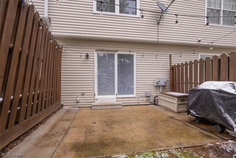 168 Steeple Chase Run Northfield OH 44067