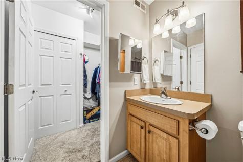 11541 Riverview Court Parma Heights OH 44130