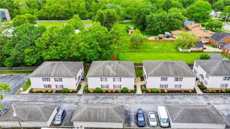11541 Riverview Court Parma Heights OH 44130