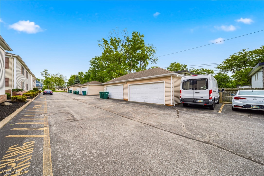 11541 Riverview Court Parma Heights OH 44130