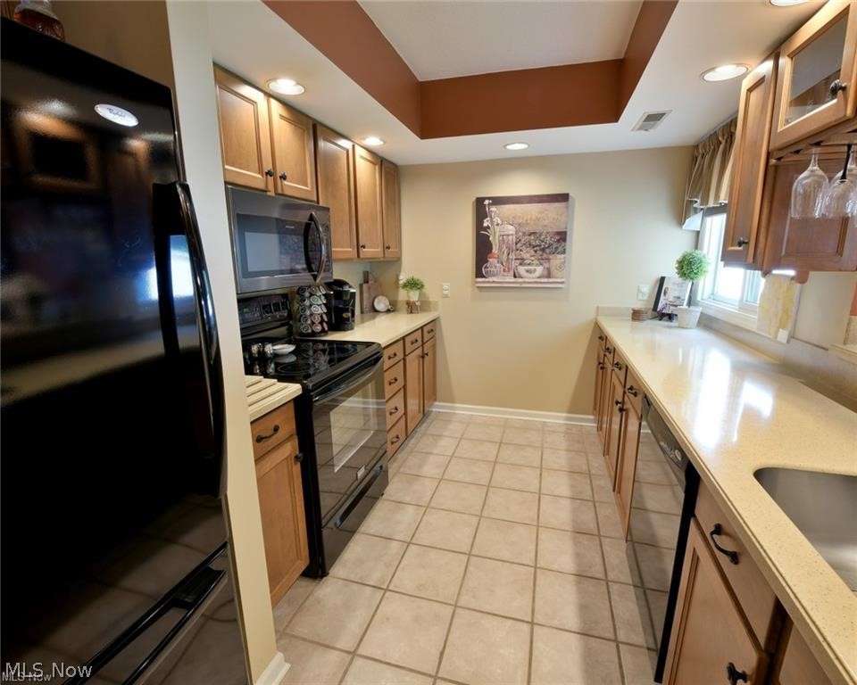 1104 Courtyard Square Zanesville OH 43701