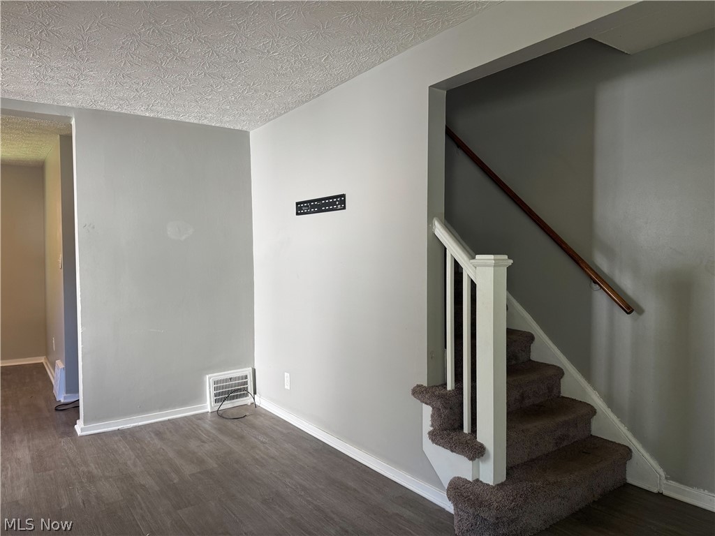 1539 Babbitt Road Euclid OH 44132