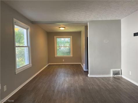 1539 Babbitt Road Euclid OH 44132