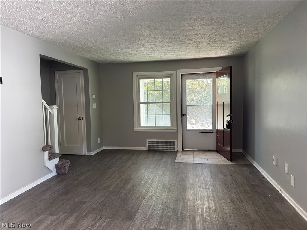 1539 Babbitt Road Euclid OH 44132