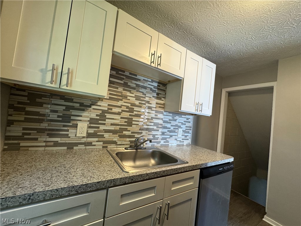 1539 Babbitt Road Euclid OH 44132