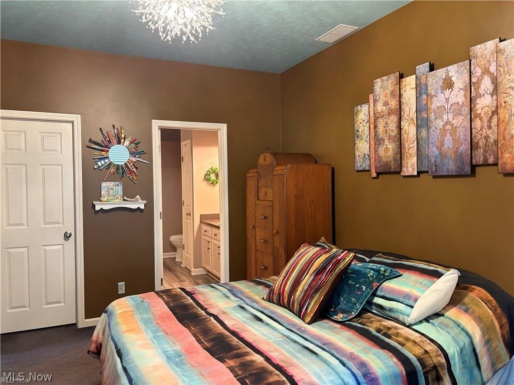 8825 Roberts Court Olmsted Falls OH 44138