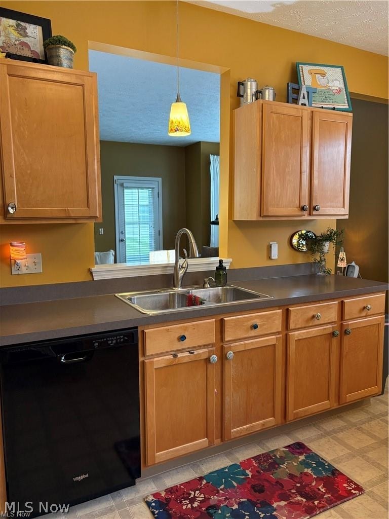 8825 Roberts Court Olmsted Falls OH 44138