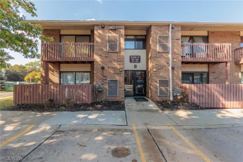 6435 Princeton Court Parma Heights OH 44130