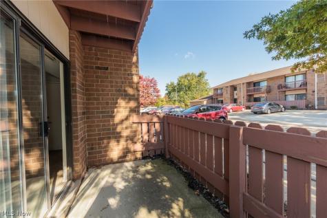 6435 Princeton Court Parma Heights OH 44130