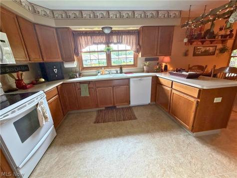 793 Beverly Avenue Canal Fulton OH 44614