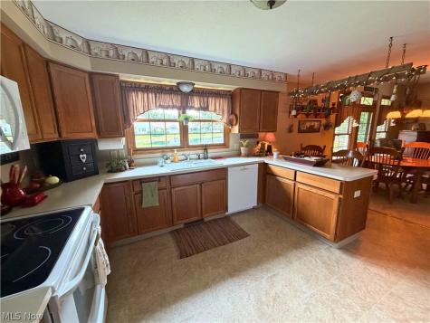 793 Beverly Avenue Canal Fulton OH 44614